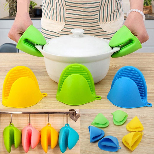 Pair Silicone Heat Resistant Glove Clip – Non-Slip Insulation Pot & Bowl Holder, Cooking and Baking Oven Mitt (Random Color)